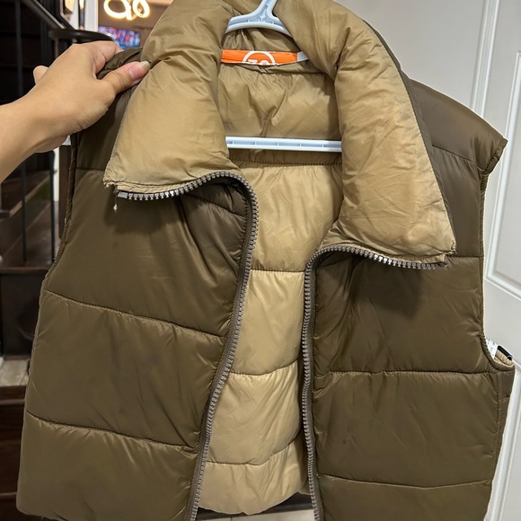 Cropped Zara vest brown. - Picture 2 of 3